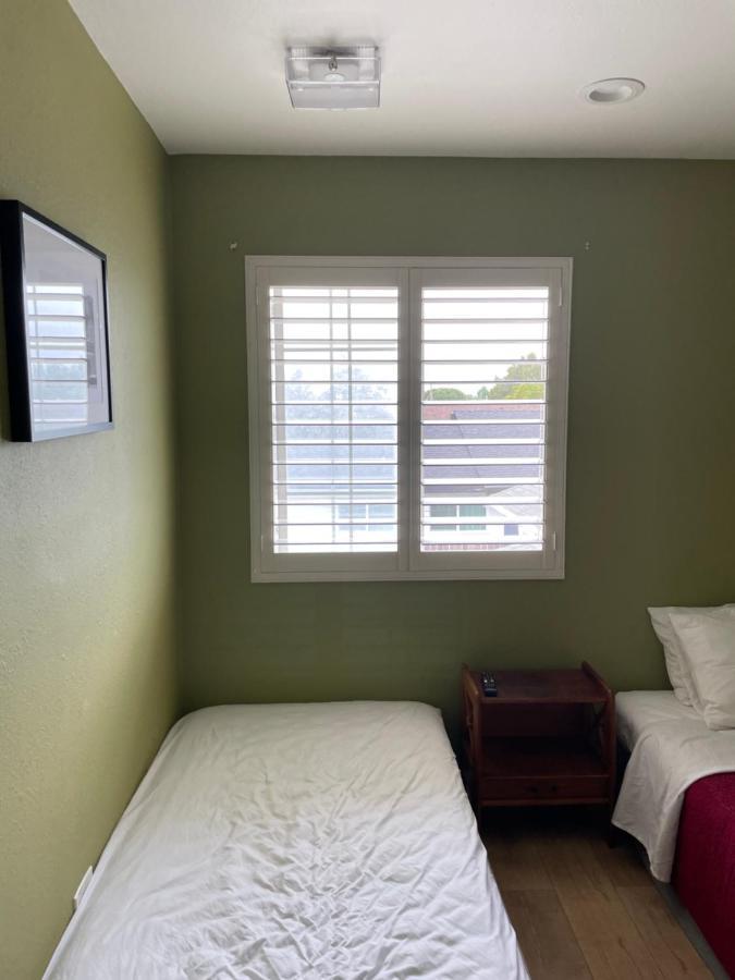 Private In Angeles!